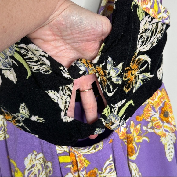 Free People Baby It's You Floral Mini Dress in Purple Combo size XSmall Cut-out - Picture 7 of 13
